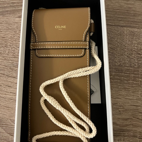 Celine - Picture 1 of 6